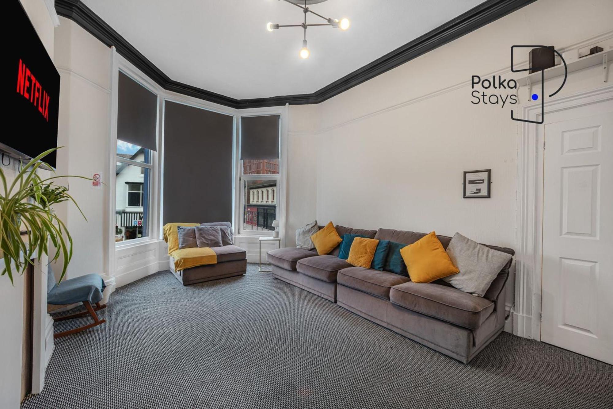 Polkadot Winter Gardens - Large Modern Apartments In Blackpool By Polkastays المظهر الخارجي الصورة